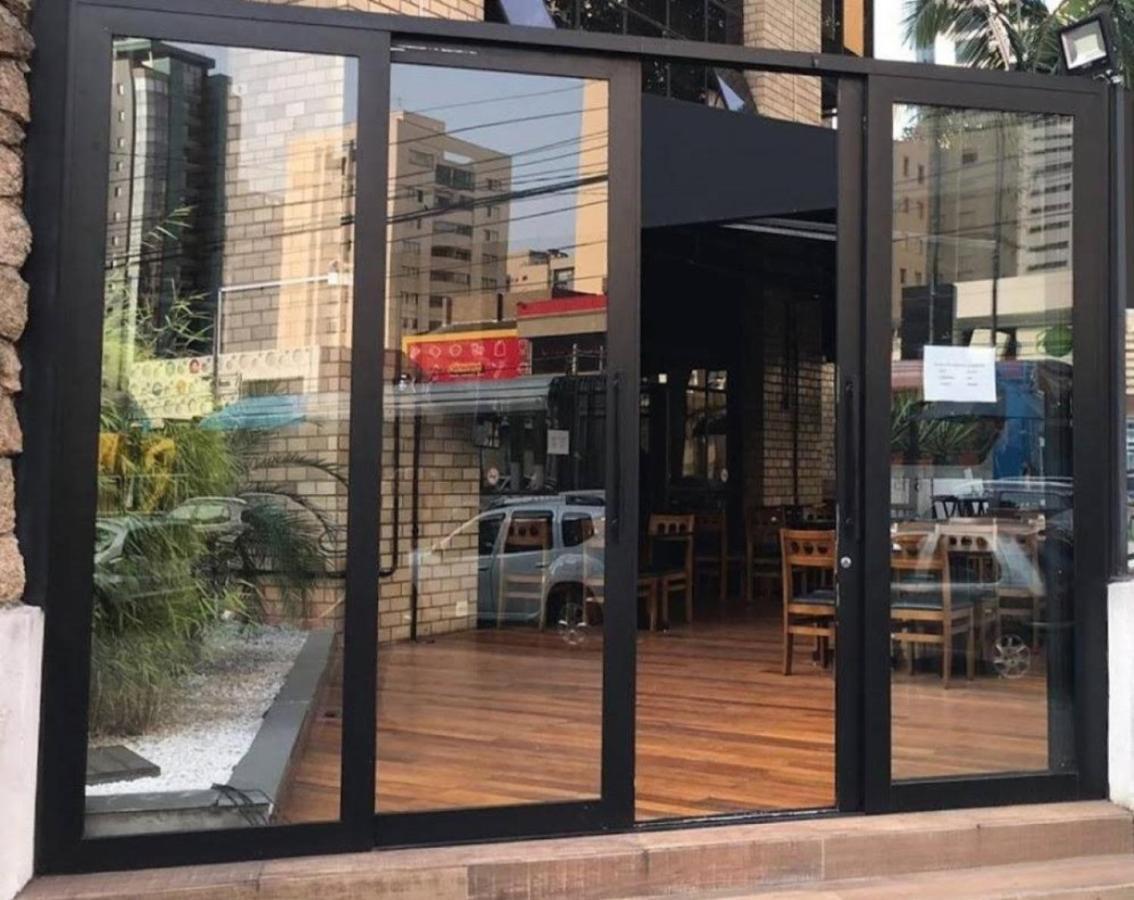 Moema 1 dormitório 1vaga c/serviços São Paulo Exterior foto