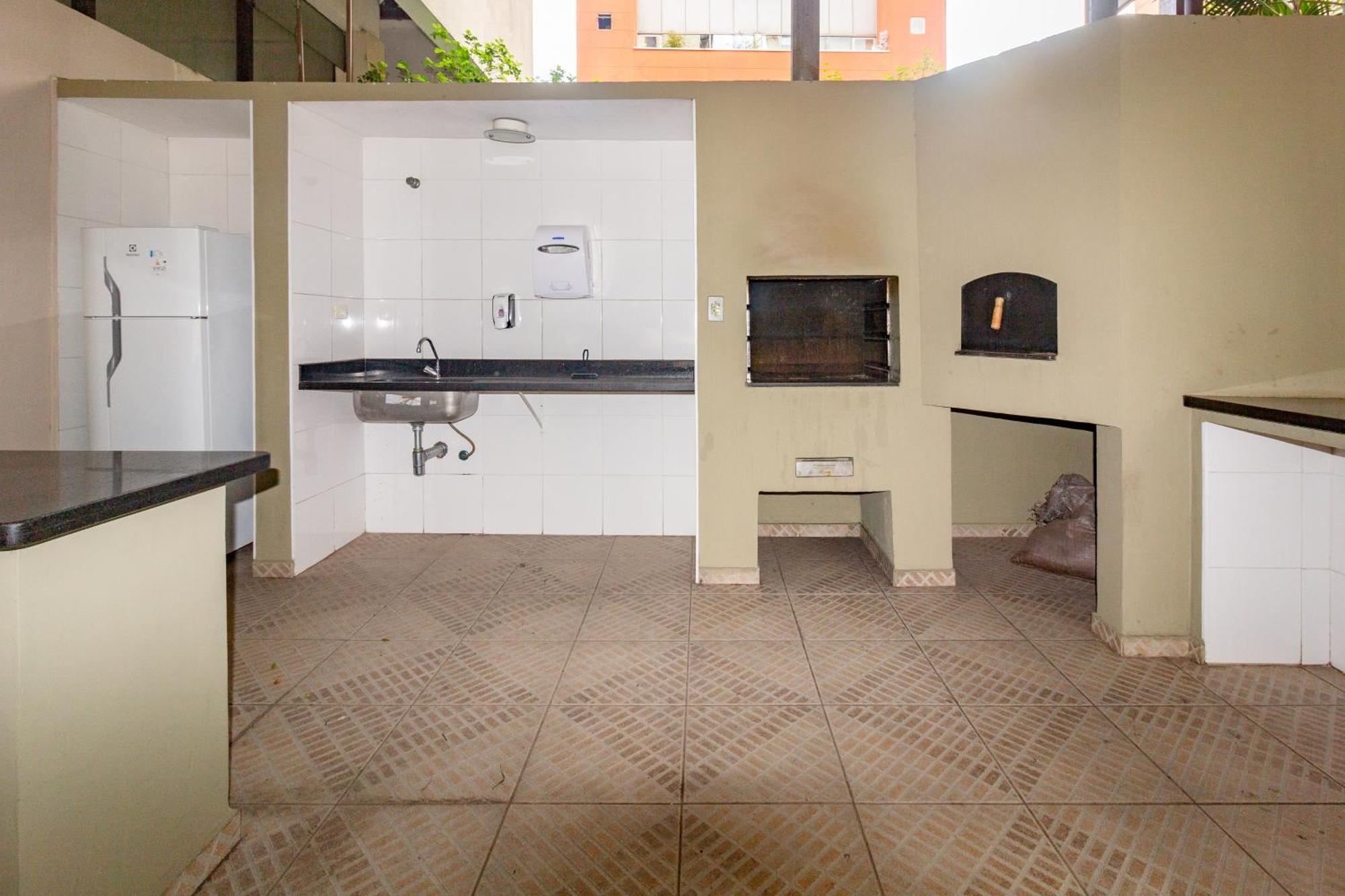 Moema 1 dormitório 1vaga c/serviços São Paulo Exterior foto
